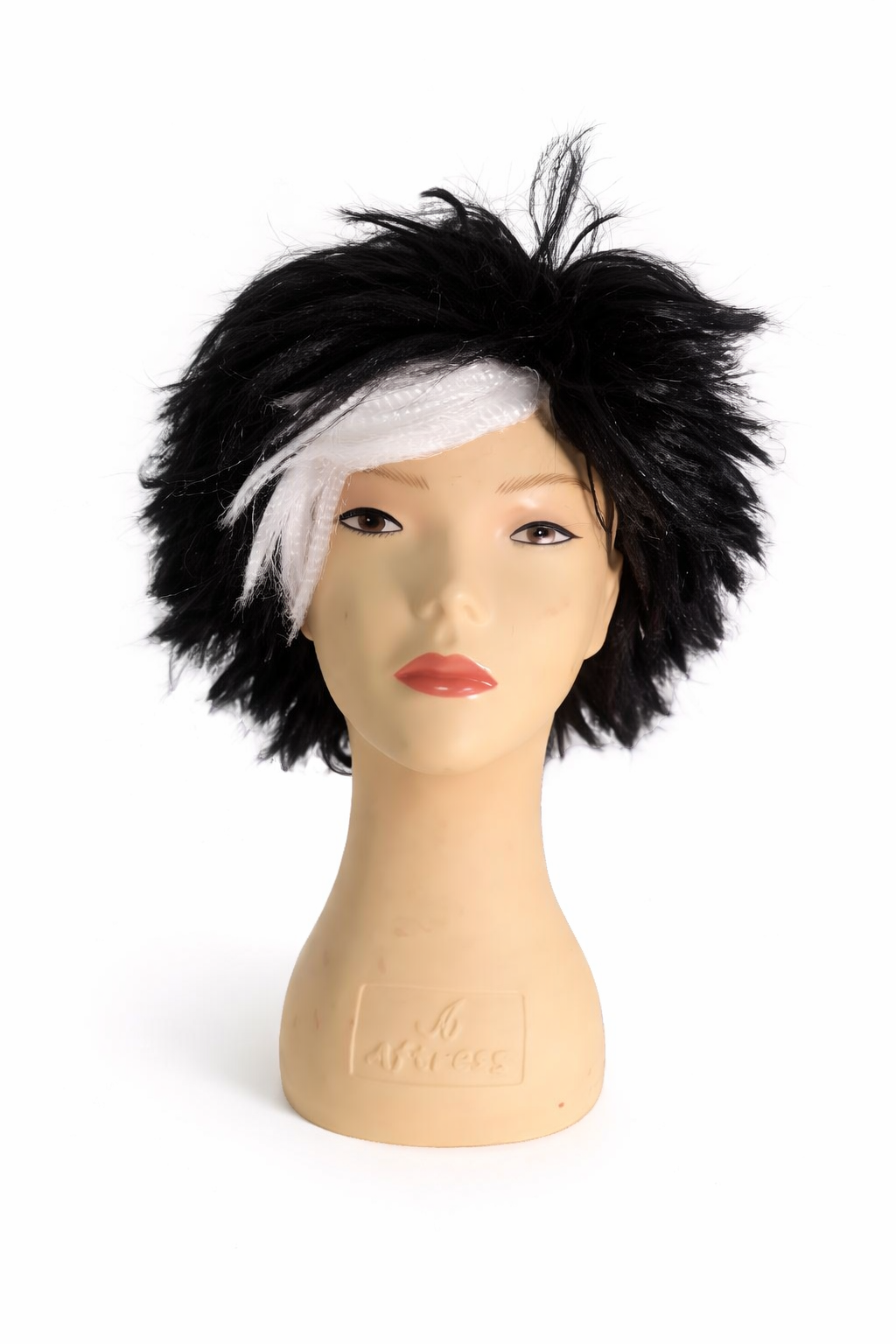 PELUCA CORTA CRUELA NEG-BLA