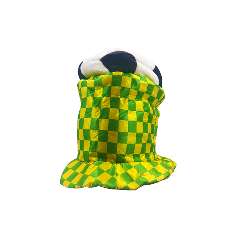 GORRO VERDE CUADROS CON PELOTA DE FUTBOL
