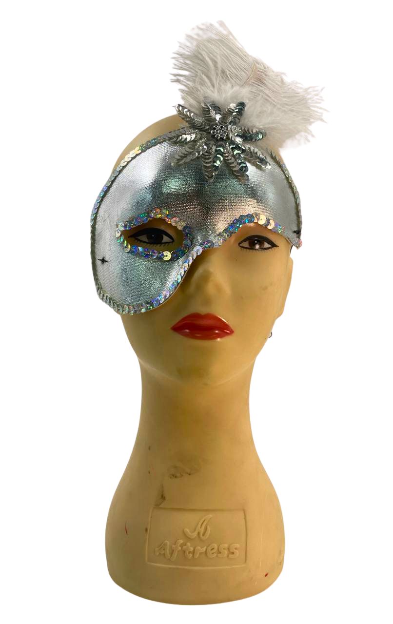 ANTIFAZ RIGIDO PLATEADO CON PLUMAS