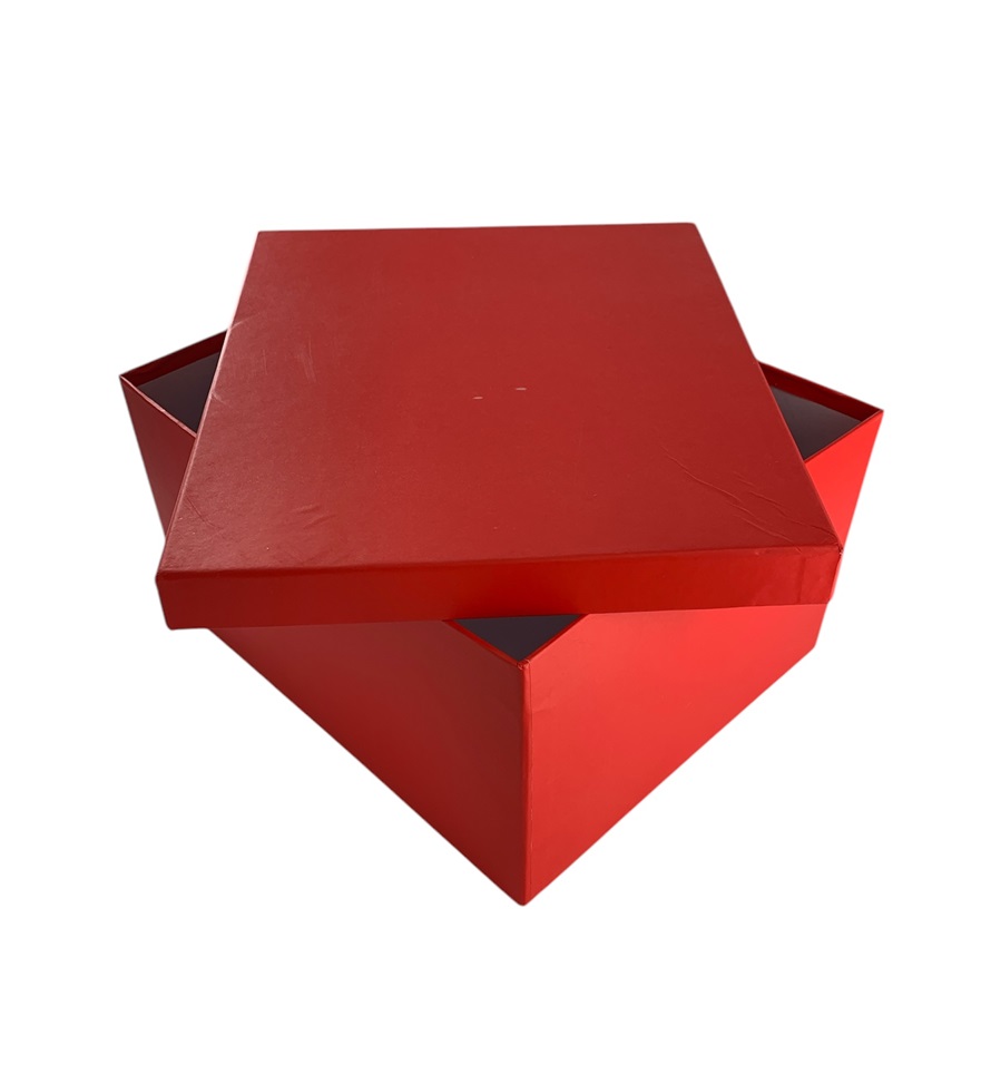 CAJA DE REGALO UNICOLO ROJA 26*21*14.5 CM