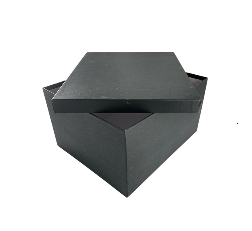 CAJA DE REGALO UNICOLO NEGRO 18*13*10.5 CM