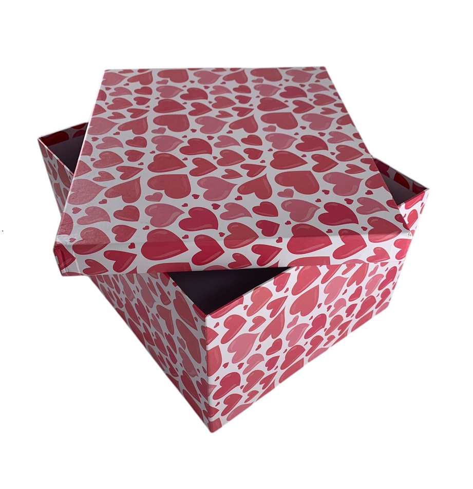 CAJA DE REGALO CORAZONES ROSADOS 12*7*7.5 CM