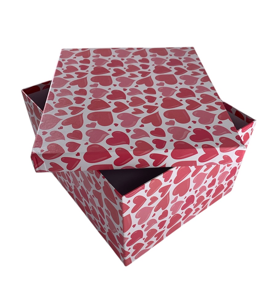 CAJA DE REGALO CORAZONES ROSADOS 16*11*9.5 CM