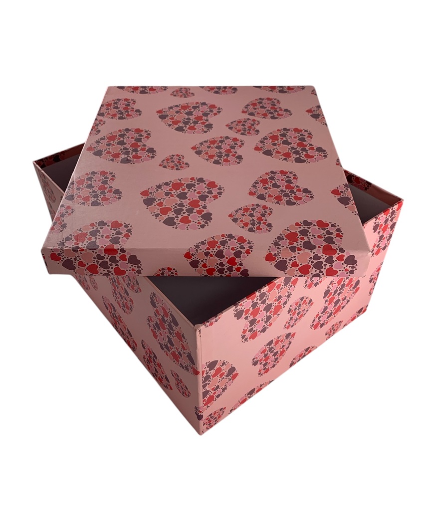 CAJA DE REGALO CORAZONES ROJO/ROSA/MARRON 26*21*14.5 CM