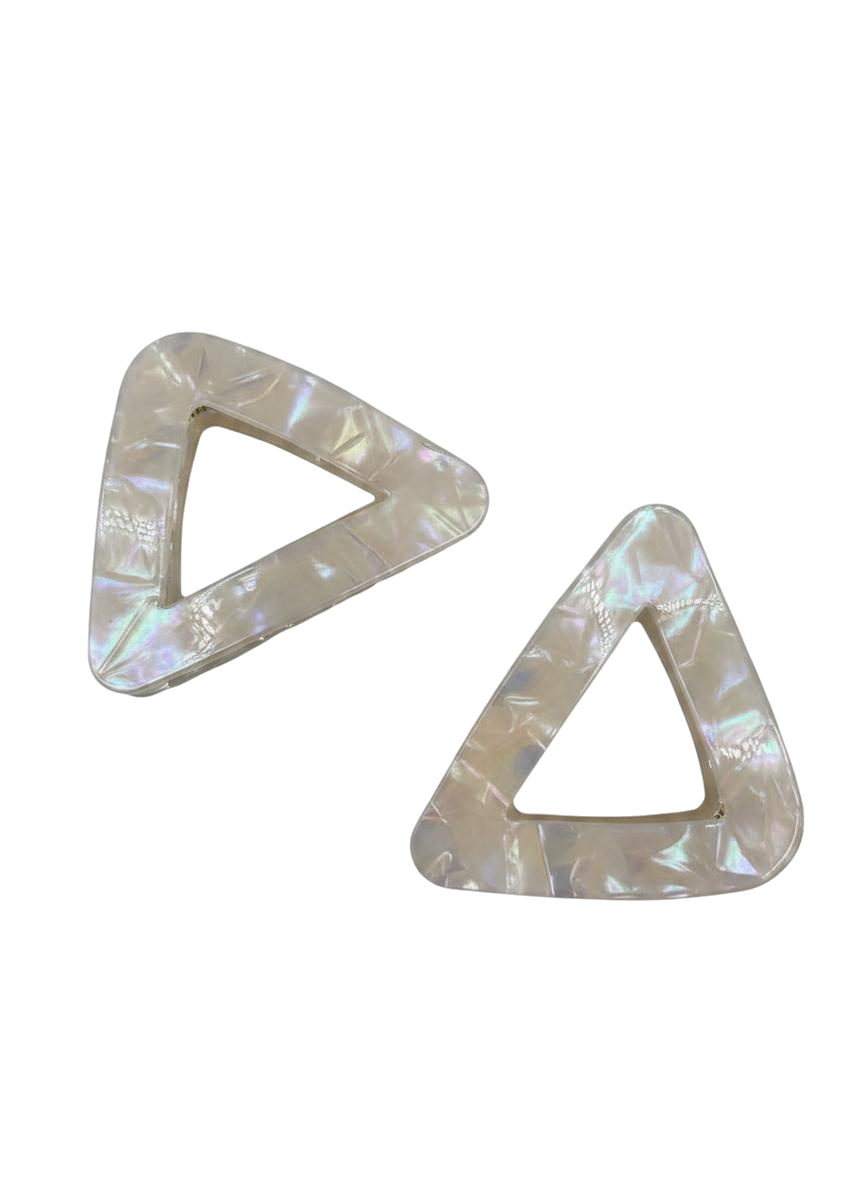 GANCHO NACARADO TRIANGULAR (BEIGE)